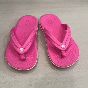 Crocs Sandals Kids Pink Flip Flop Iconic Comfort Beach Pool Casual Summer Size 1